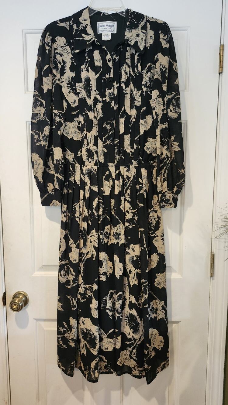 VTG Donna Morgan Floral Dress Midi Black Long Sleeve Pleated Size 13/14 #260